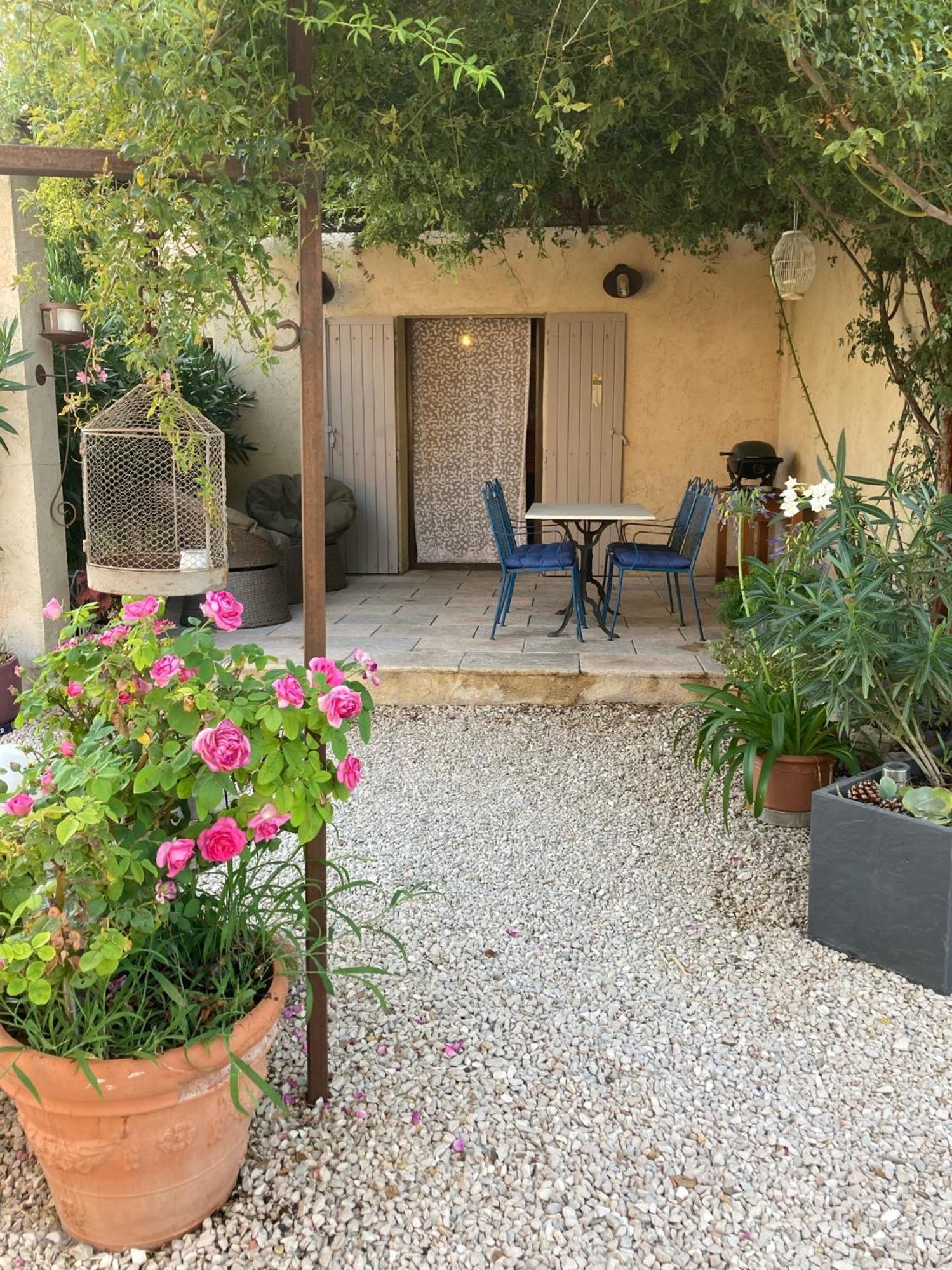 La Petite Garrigue Villa Merindol ภายนอก รูปภาพ